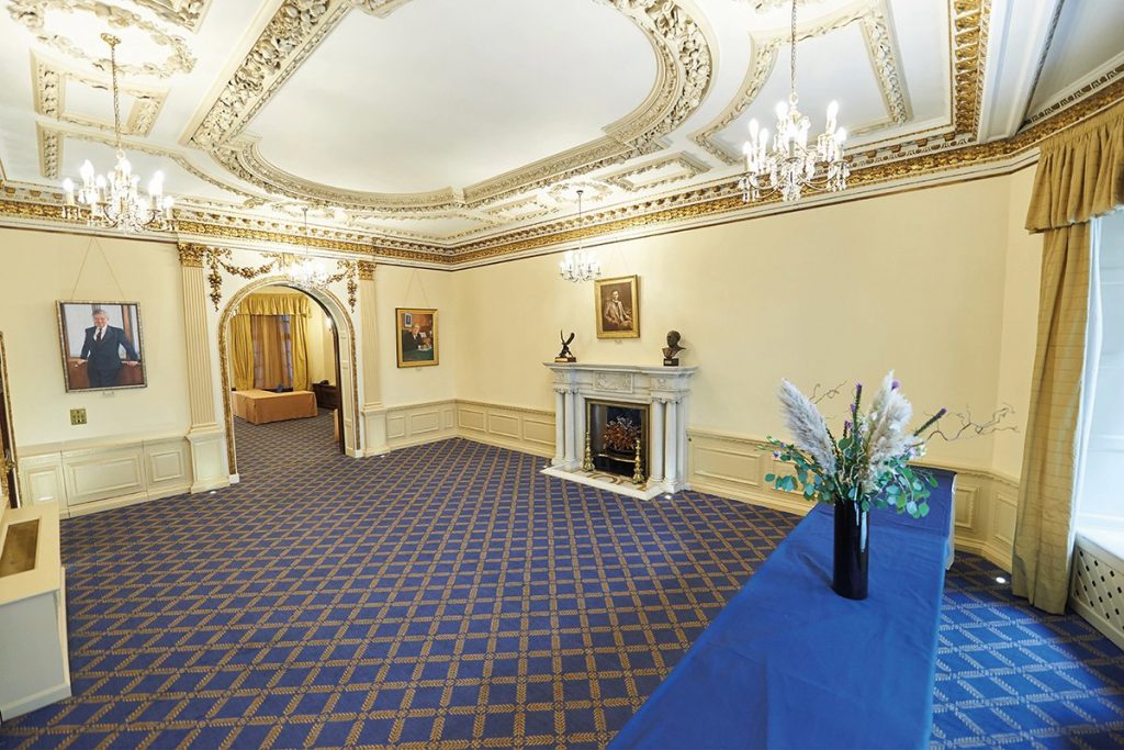 No 4 Hamilton Place