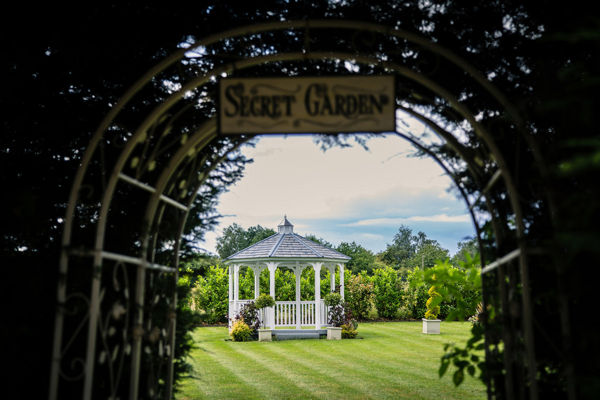 Old Brook Barn Essex secret garden