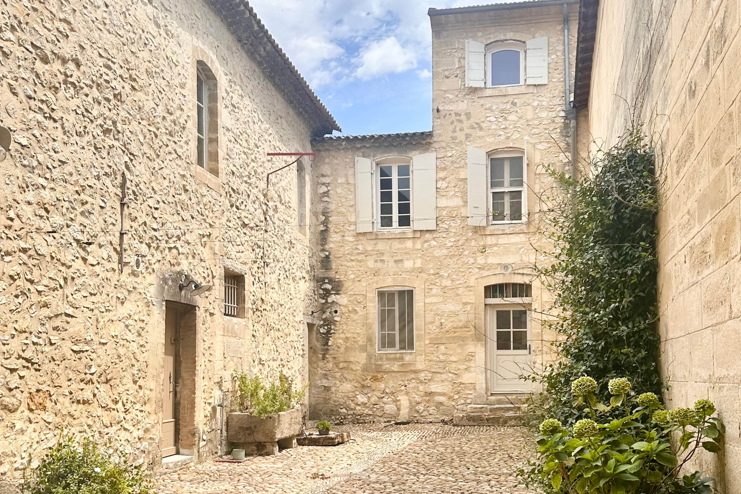 Chateau Saint Perret Provence